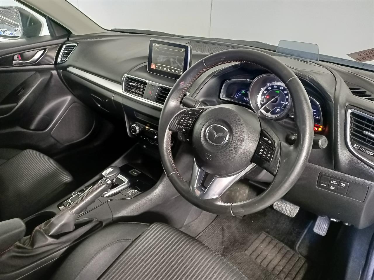 2013 Mazda Axela 3 Hybrid 