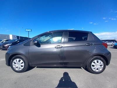 2015 Toyota Vitz 