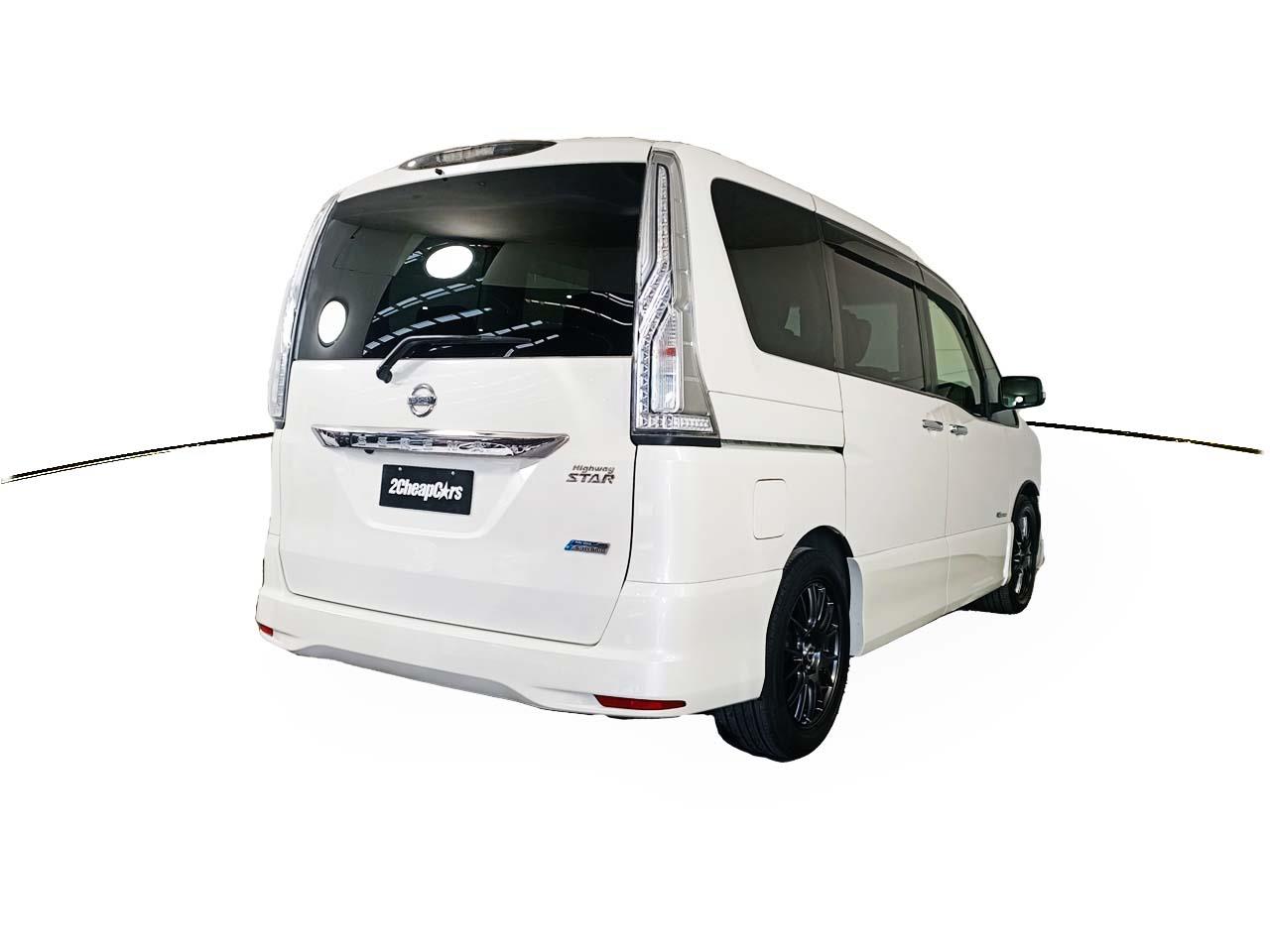 2014 Nissan Serena Hybrid