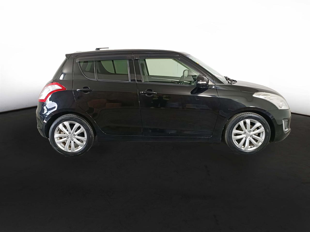 2013 Suzuki Swift 