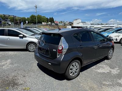 2013 Toyota Aqua Hybrid