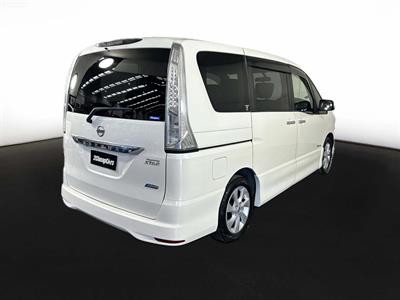 2013 Nissan Serena Hybrid