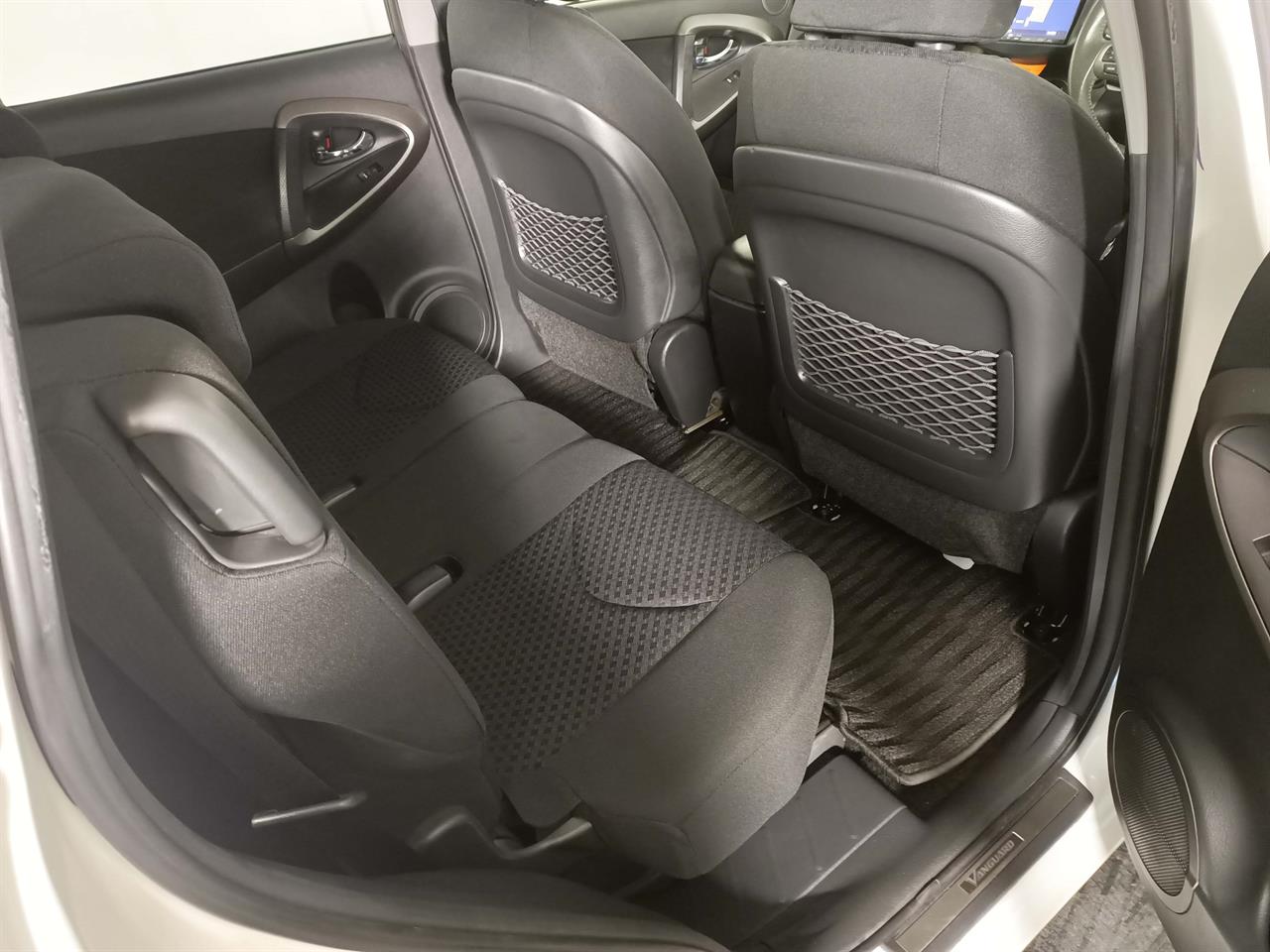 2012 Toyota Vanguard 7 Seats