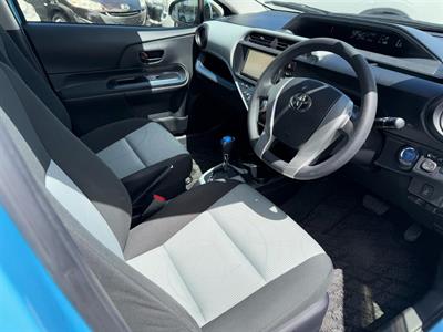 2014 Toyota Aqua Hybrid