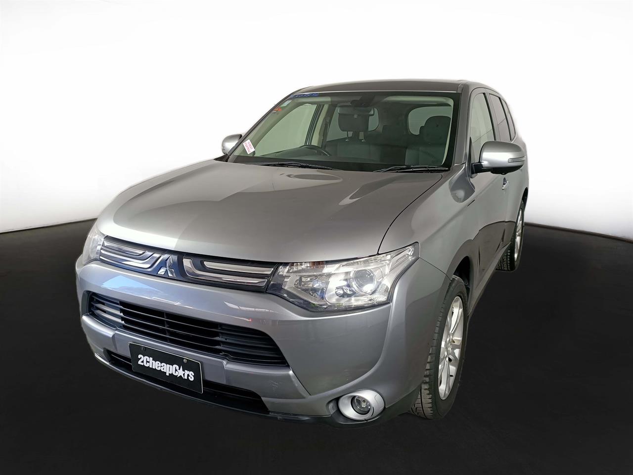 2014 Mitsubishi Outlander 4WD 7 seaters