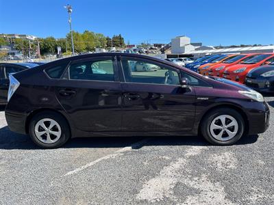 2013 Toyota Prius Hybrid