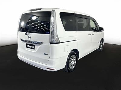 2014 Nissan Serena Hybrid