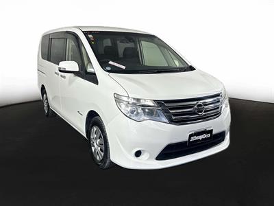 2014 Nissan Serena Hybrid