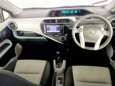 2012 Toyota Aqua Hybrid