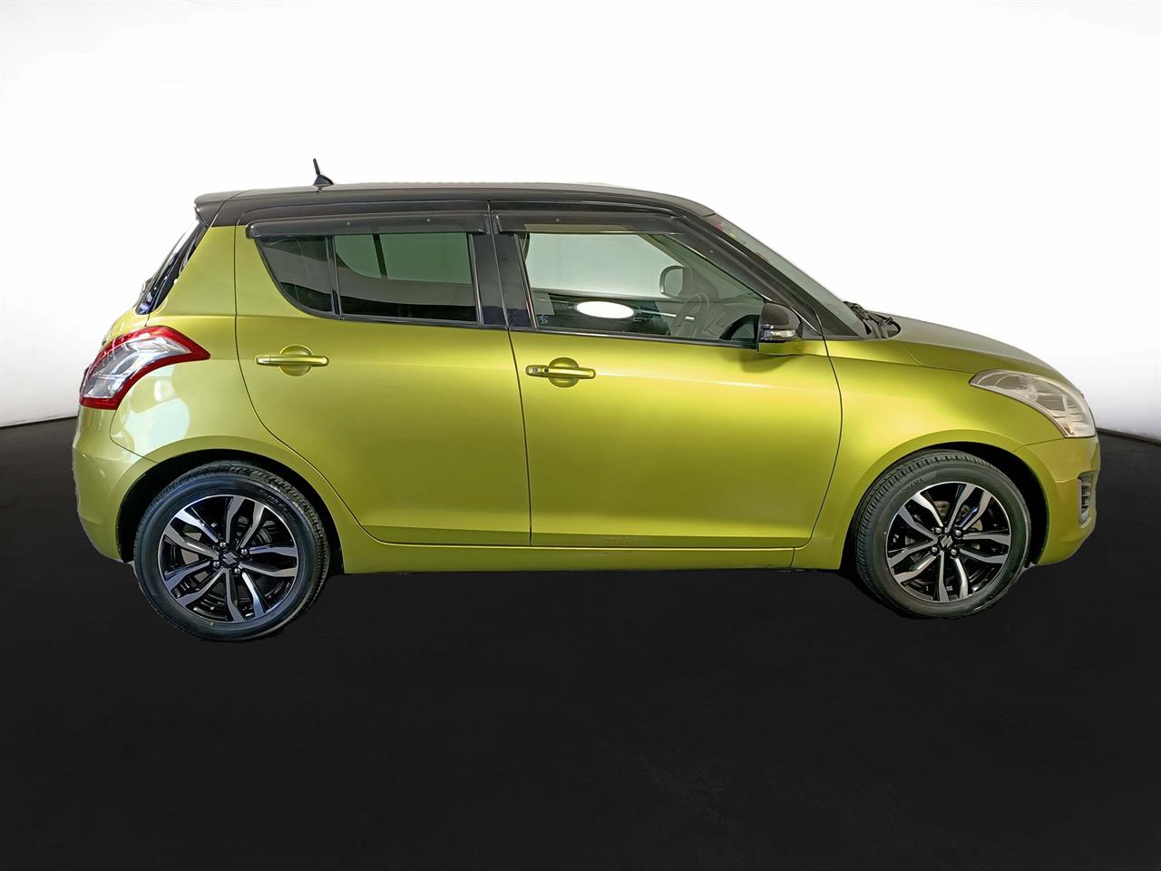 2015 Suzuki Swift STYLE