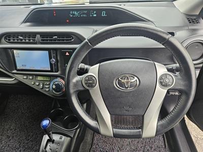 2013 Toyota Aqua G Black Softleather selection