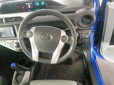 2012 Toyota Aqua Hybrid