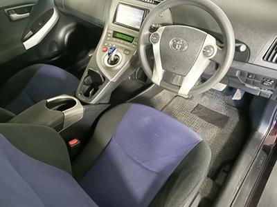 2014 Toyota Prius Hybrid