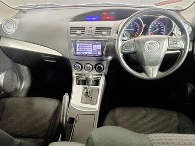 2012 Mazda Axela 3