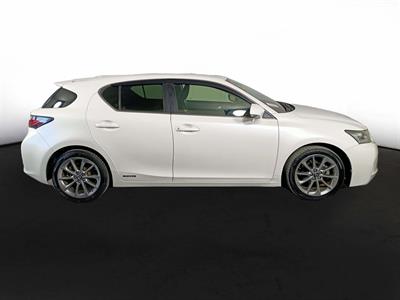 2013 Lexus CT200h Hybrid