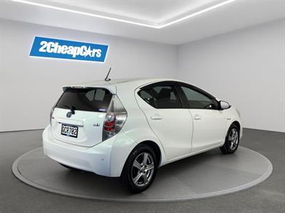 2013 Toyota Aqua Hybrid