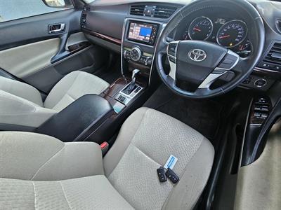 2012 Toyota MARK X New Shape