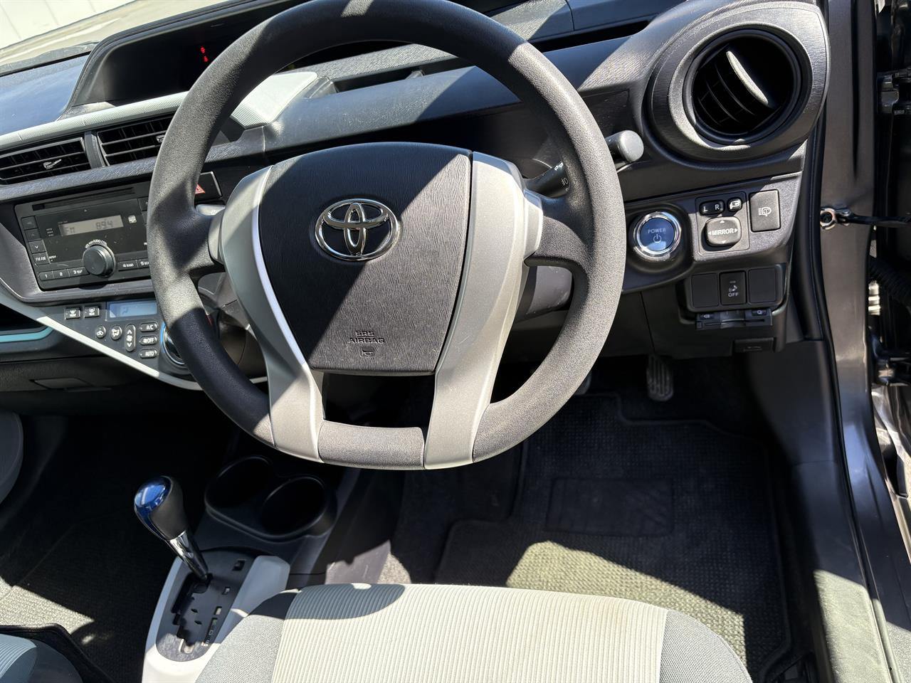 2012 Toyota Aqua Hybrid