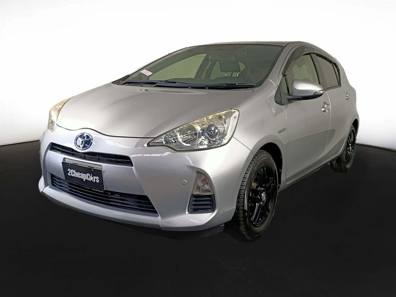 2014 Toyota Aqua Hybrid