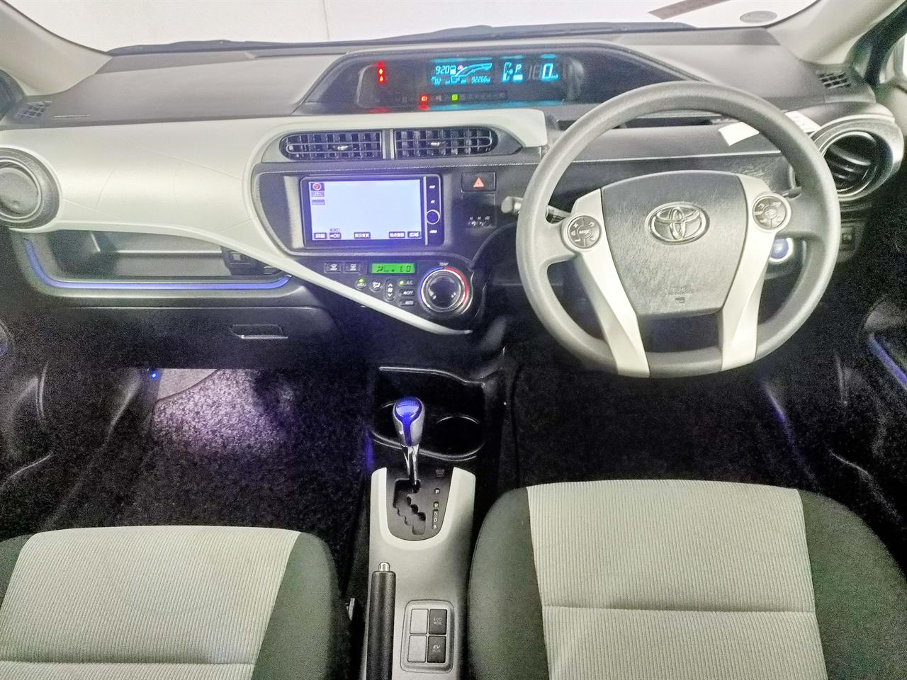 2013 Toyota Aqua Hybrid