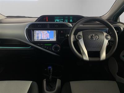 2013 Toyota Aqua Hybrid