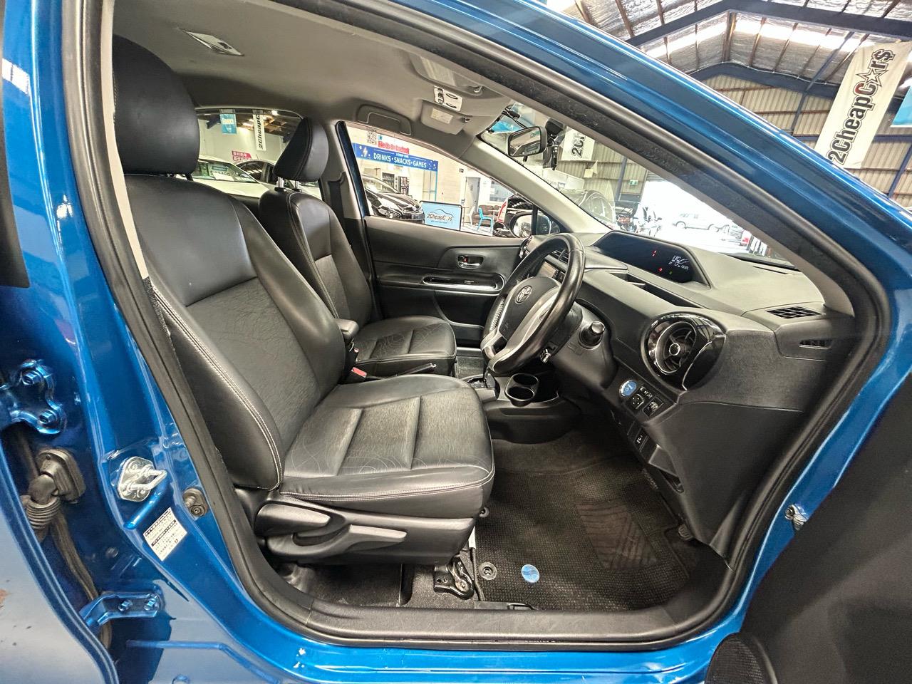 2015 Toyota Aqua G Black Soft Leather Selection