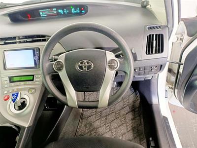 2013 Toyota Prius Hybrid