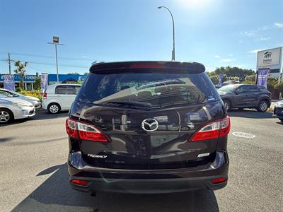 2013 Mazda Premacy 