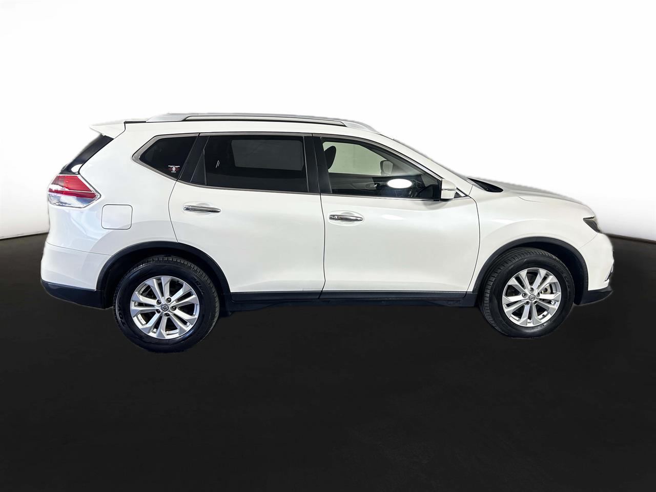 2015 Nissan X-Trail 4WD 7seats