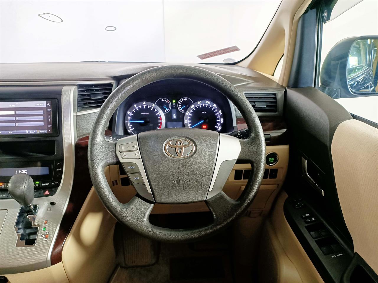 2012 Toyota Vellfire 