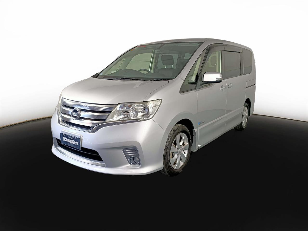 2013 Nissan Serena Hybrid