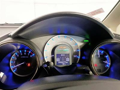 2012 Honda Fit Jazz Hybrid RS