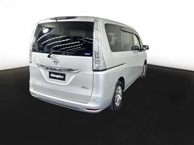 2013 Nissan Serena Hybrid