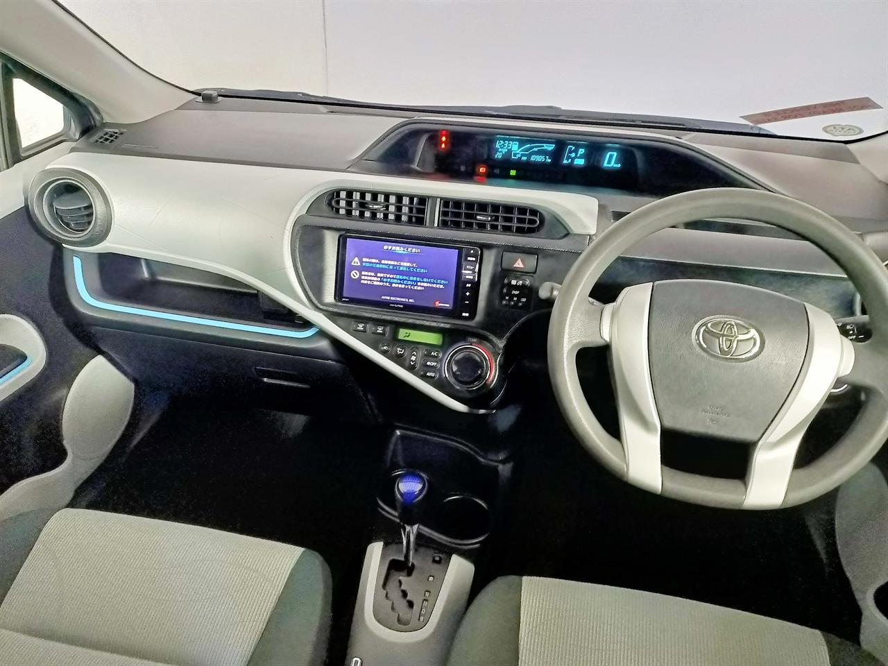 2012 Toyota Aqua Hybrid