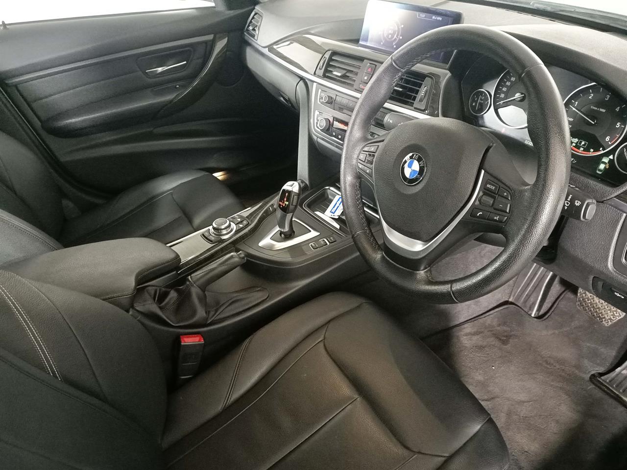 2013 BMW 320D LUXURY