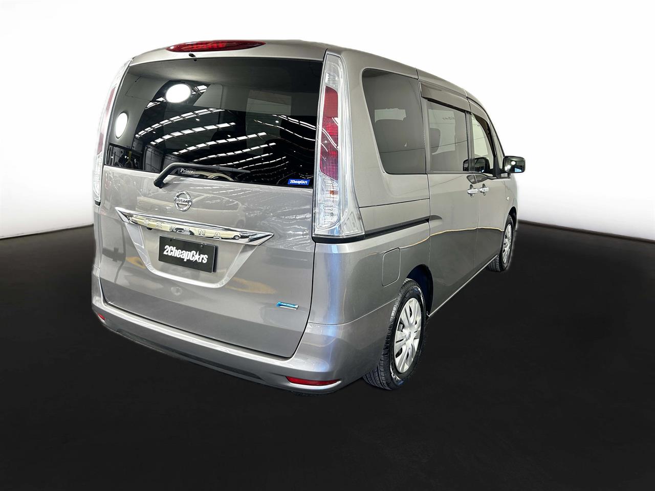 2012 Nissan Serena 