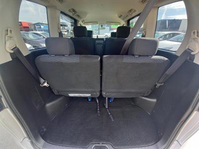 2012 Nissan Serena Hybrid