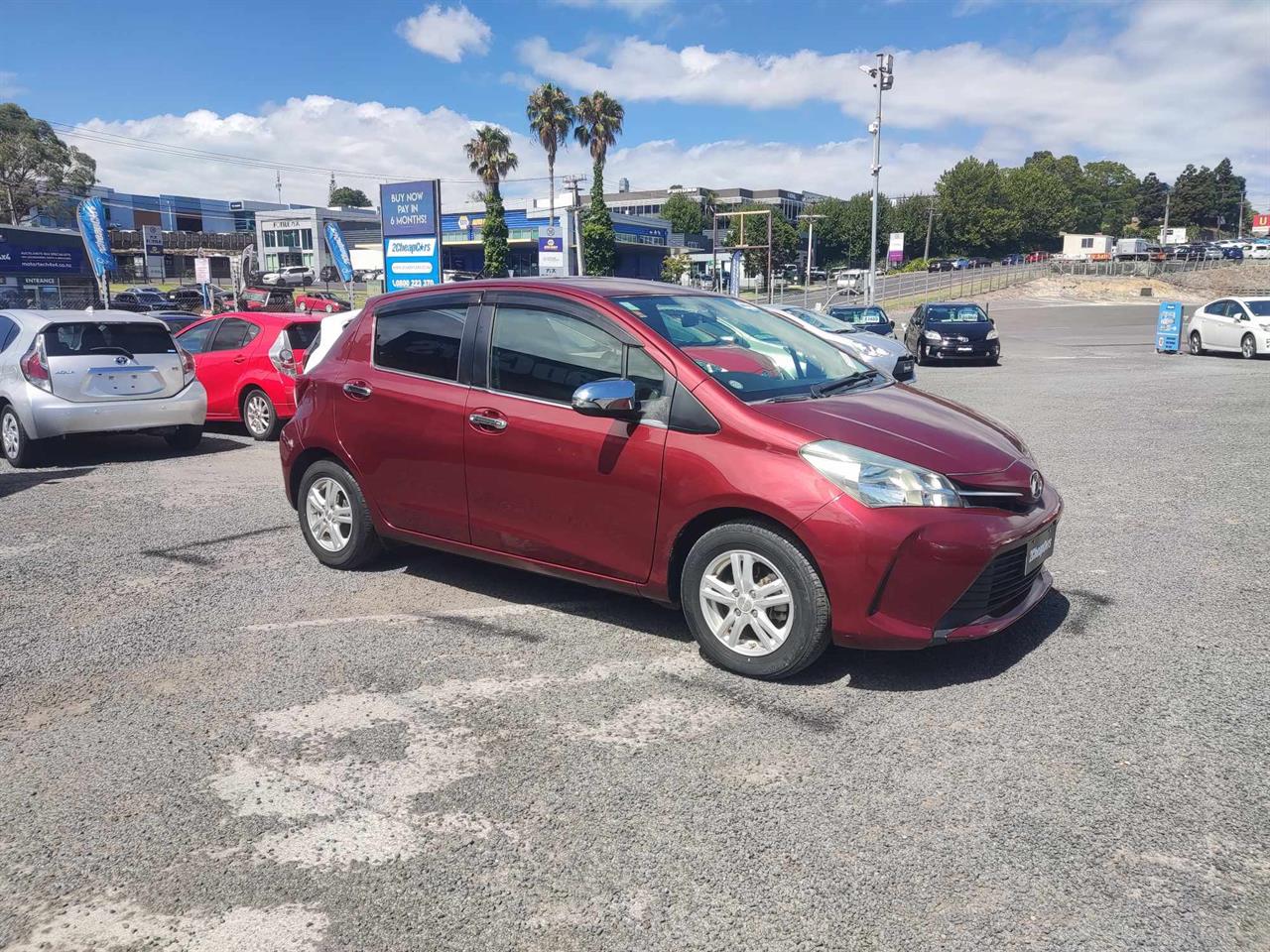 2014 Toyota Vitz 