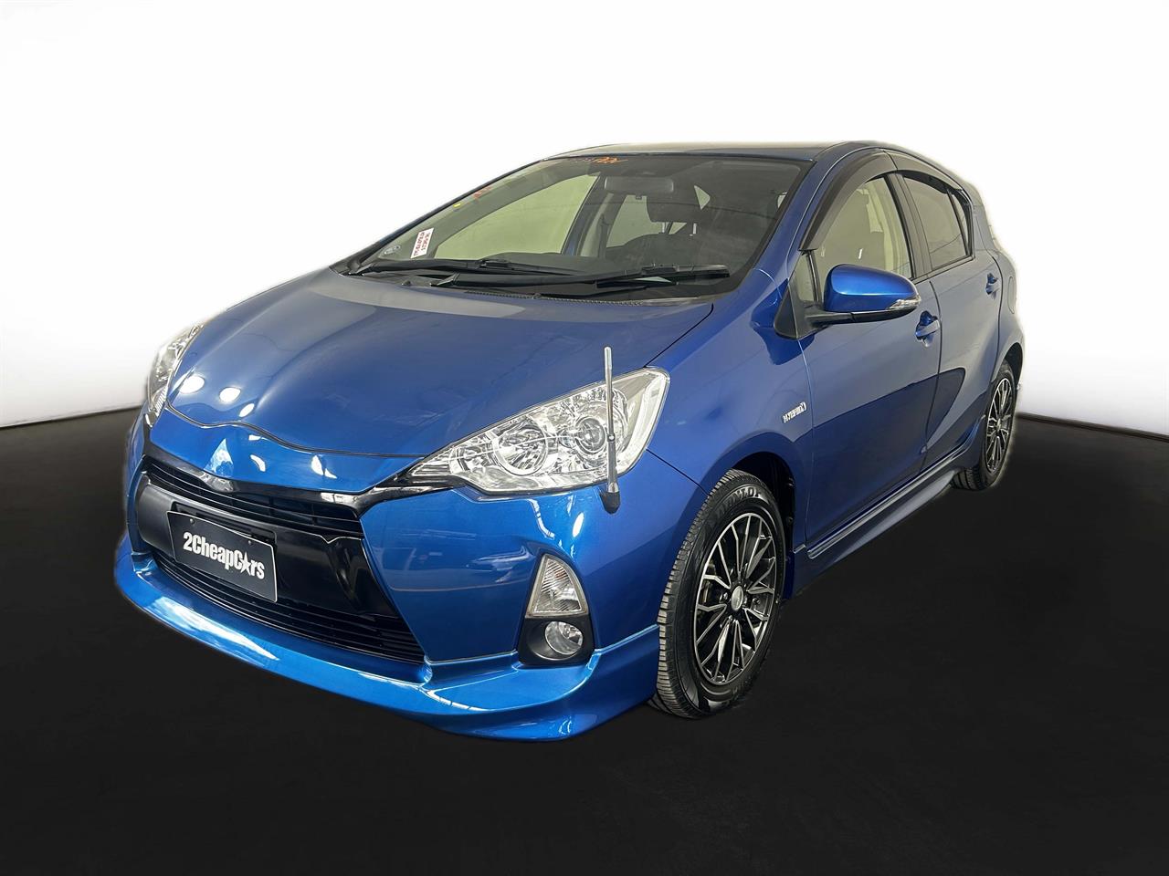 2013 Toyota Aqua Hybrid