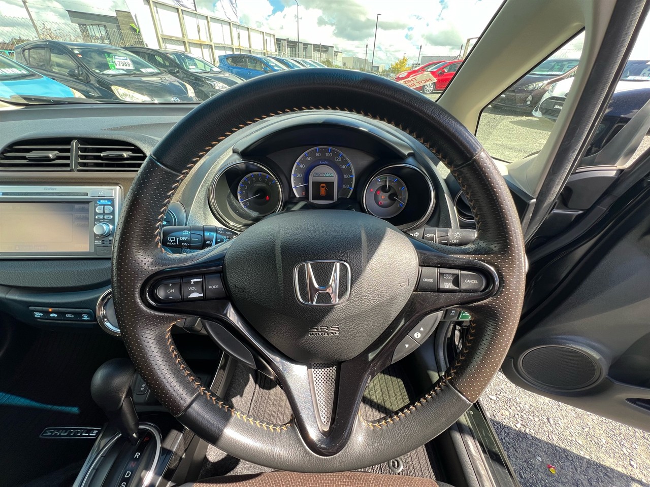 2013 Honda Fit Jazz Shuttle Hybrid