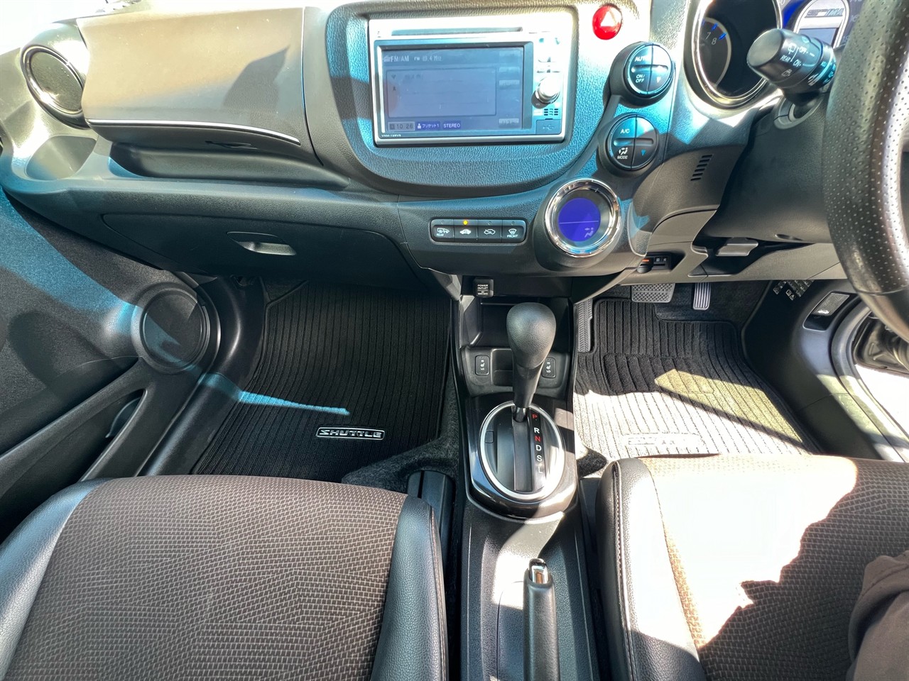 2013 Honda Fit Jazz Shuttle Hybrid