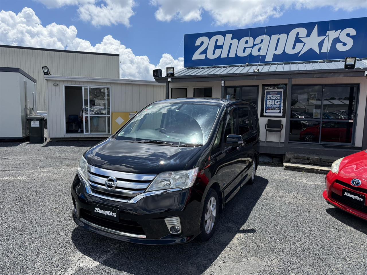 2013 Nissan Serena Hybrid