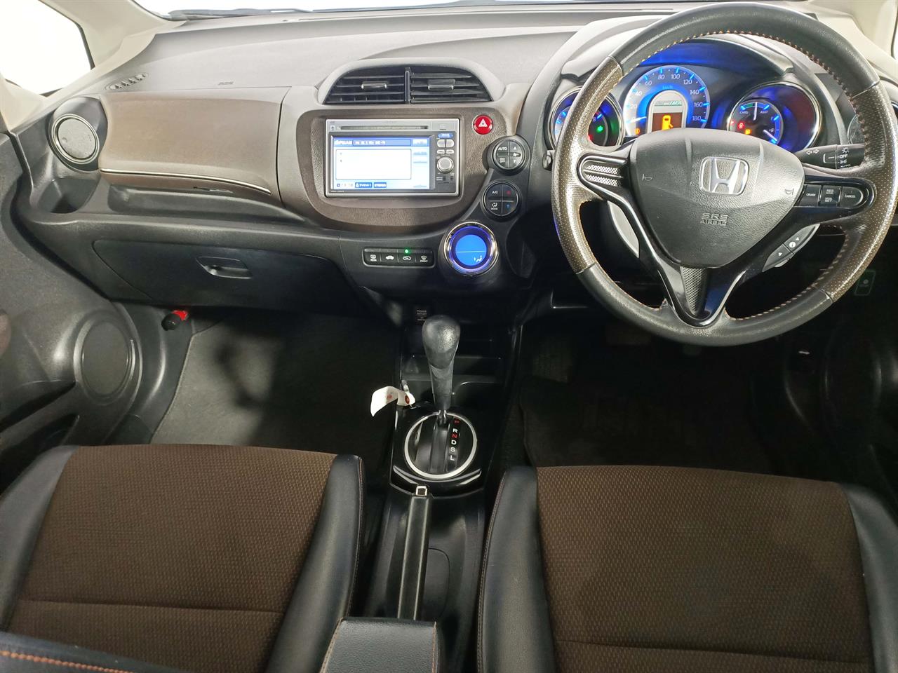 2012 Honda Fit Jazz Shuttle Hybrid