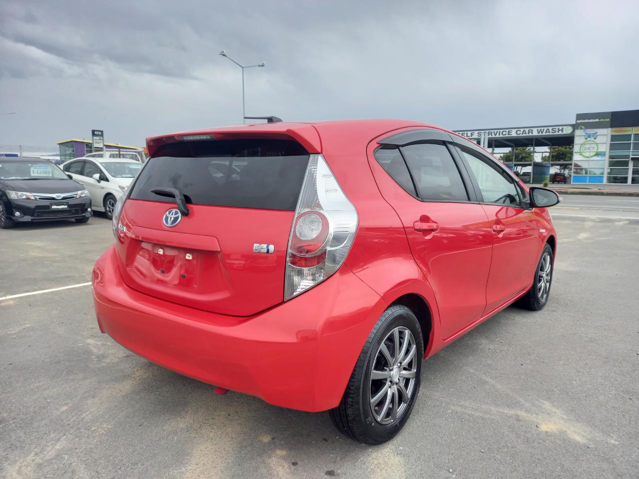 2013 Toyota Aqua Hybrid