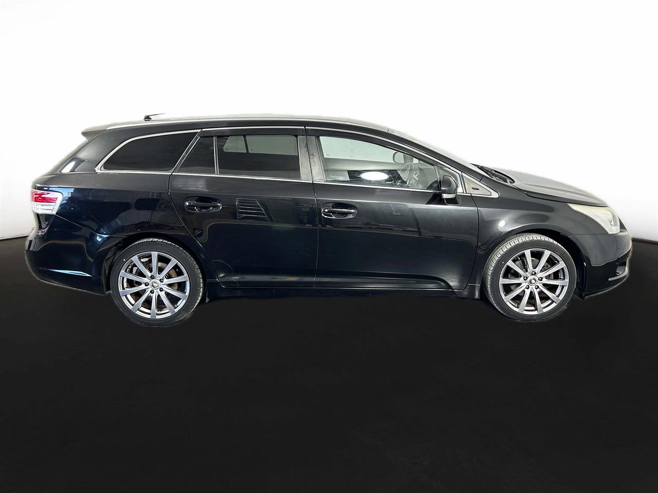 2012 Toyota Avensis 