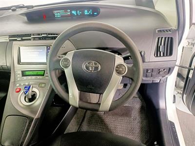 2014 Toyota Prius Hybrid