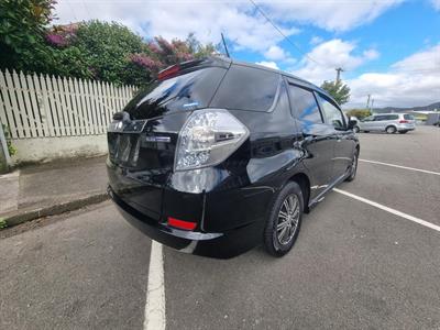 2012 Honda Fit Jazz Shuttle Hybrid