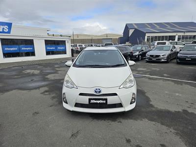 2014 Toyota Aqua Hybrid