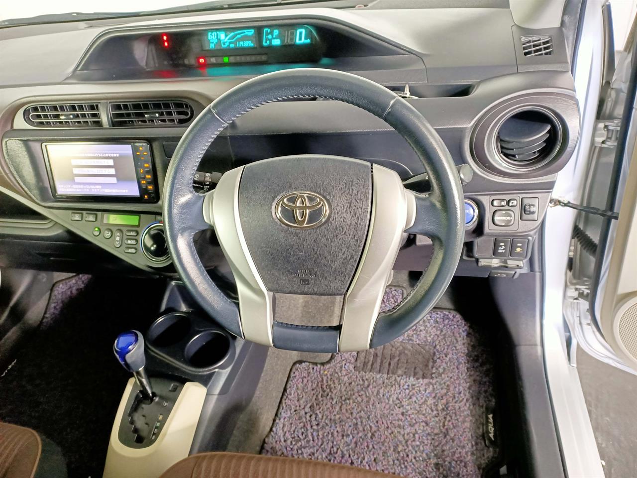 2012 Toyota Aqua Hybrid