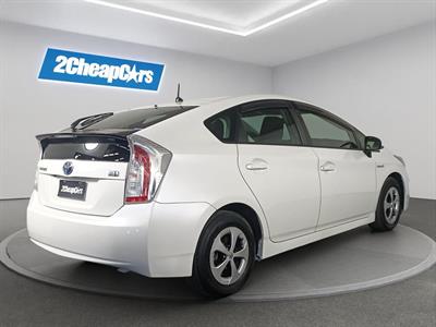 2014 Toyota Prius S